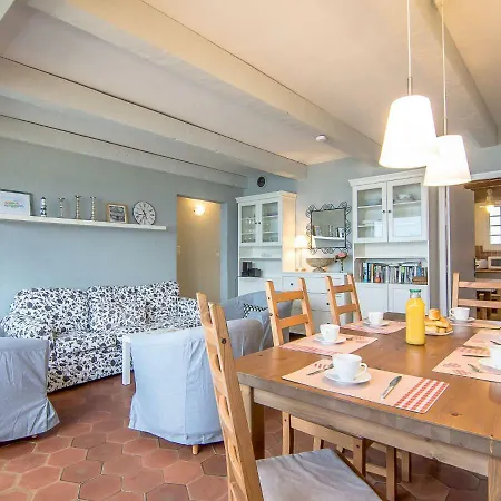 Apartment Grande Rue Grimaud
